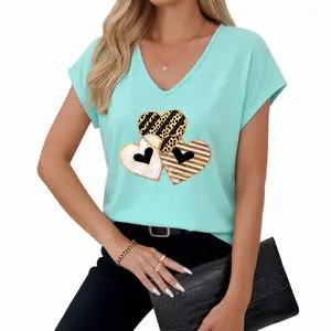 Trendy Women's Sleeveless Vest with Love Hearts Graphic – Soft and Comfortable Summer Top, Perfect Gift for Family and Friends