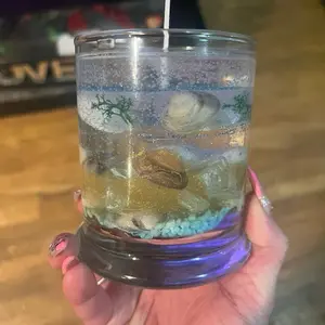 Beach Gel Wax Candle with Seashells and Blue Pebbles for Relaxing Aromatherapy