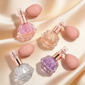 High-light spray powder, air cushion fine glitter spray pearl lightening all-purpose loose powder, Illuminating Iridescent Glitter