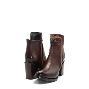 VS20060 - Vaquero Signature Women's Botineta Flor Entera Tabacco Difuminado