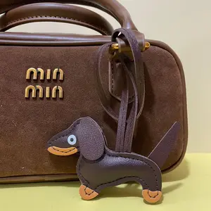 Dachshund Dog Pendant Bag Accessory, Cute Retro Brown Key Pendant, Creative Lanyard For Bag Hanging Fashion Bag Charm Pendant For Women Bag Accessory Purse Charm Decoration Gift