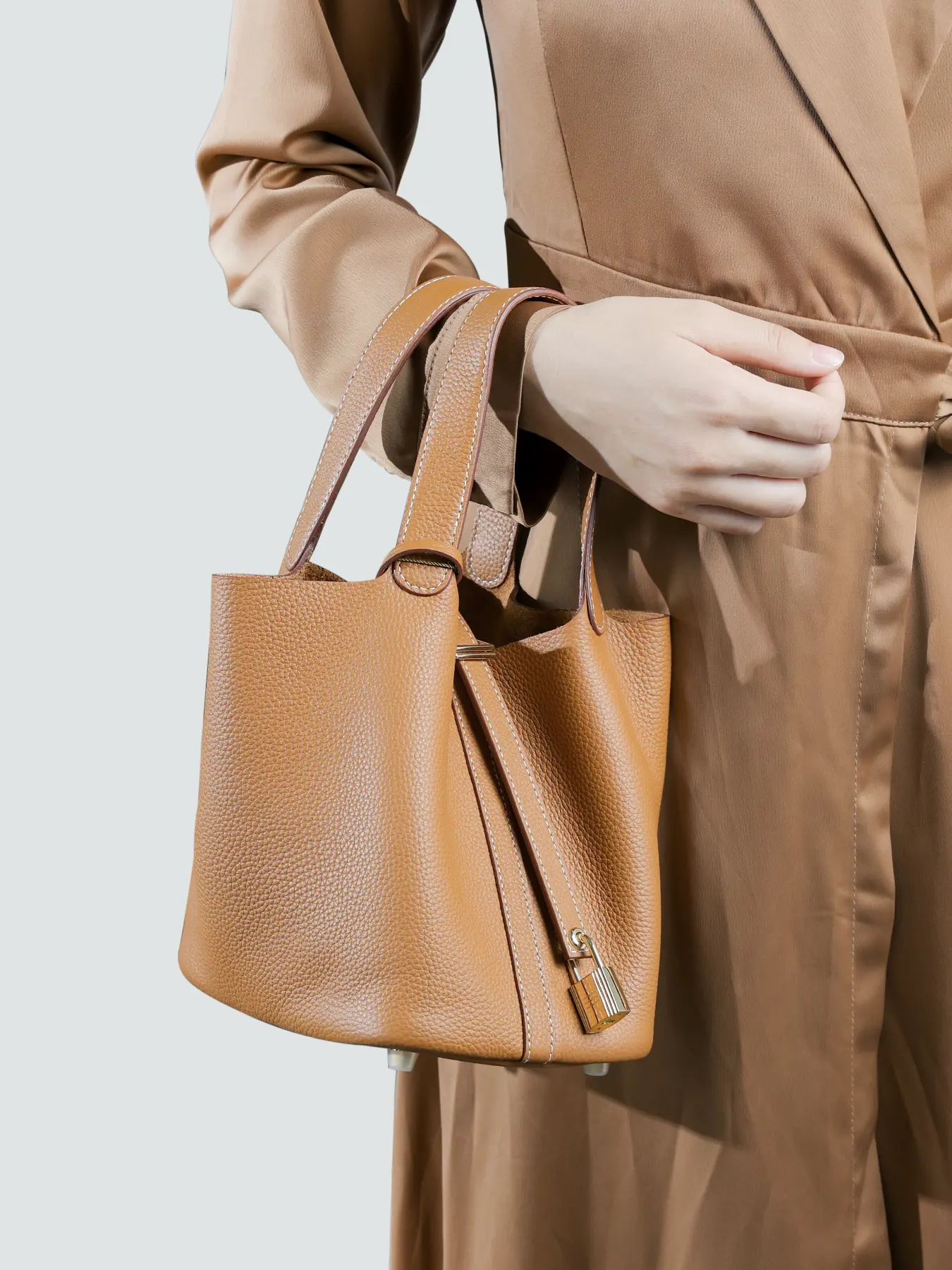 SADI Women's Cowhide Solid Leather Handbags, withPouch Bag As Gift. Casual Styling for Daily Use,Unique Bags, Shopper Stylish Handbag, a classic casual handheld picnic basket - style bag for women18cm