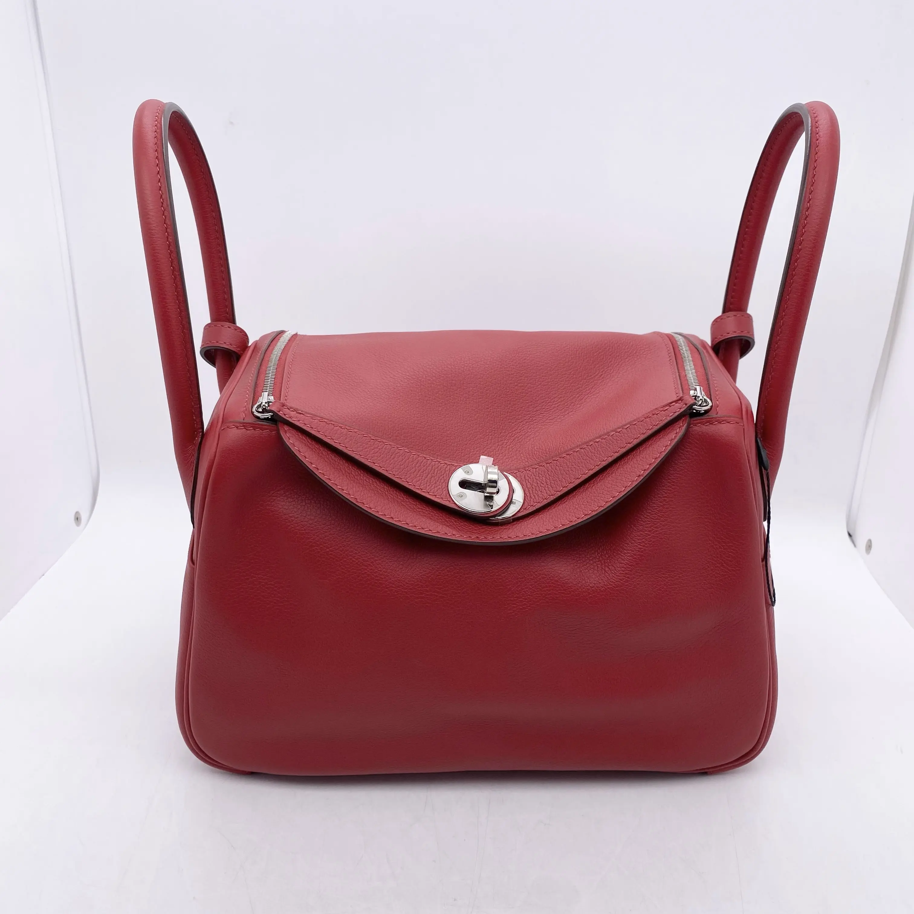 Pre-owned HERMÈS Lindy 26, 5X Rouge Piment Silver Hardware, Evercolor Leather, Stamp D （2604272)