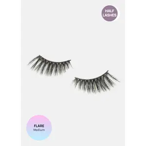 Demi-Dream Half Lashes – Peekaboo