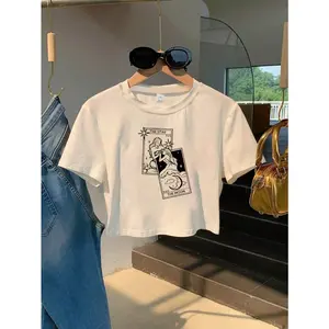 Tarot Card Star And Moon Graphic Crop Tee Womens Trendy Short Sleeve Crewneck Streetwear Y2K Aesthetic Soft Casual Summer Top For Going Out