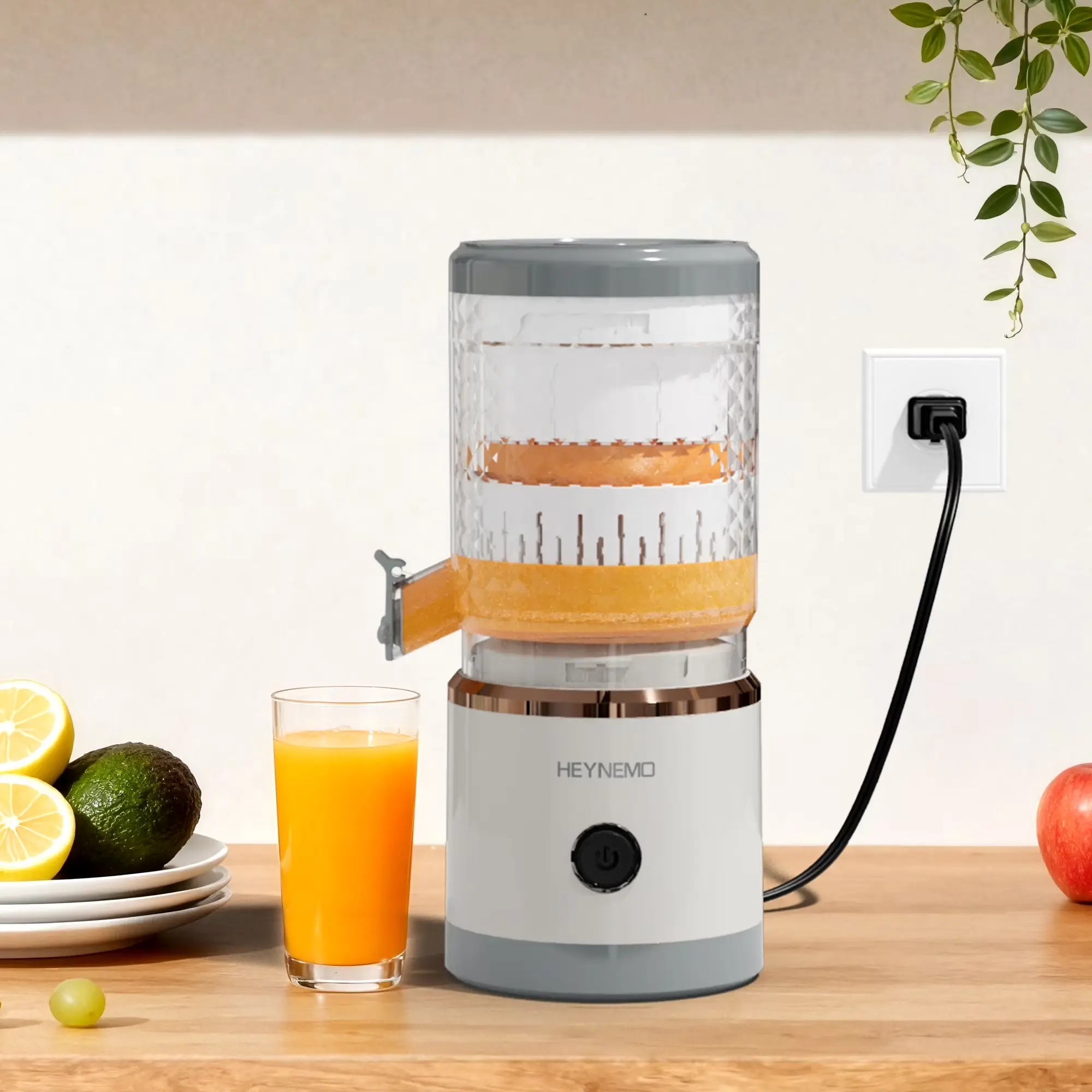 Sunvivi Electric Citrus Juicer with USB Cable & Cleaning Brush, Rechargeable Juicer Machine, Easy to Clean Portable Juicer Squeezer for Fresh Orange, Lemon, Lime, Kiwi, White + Grey