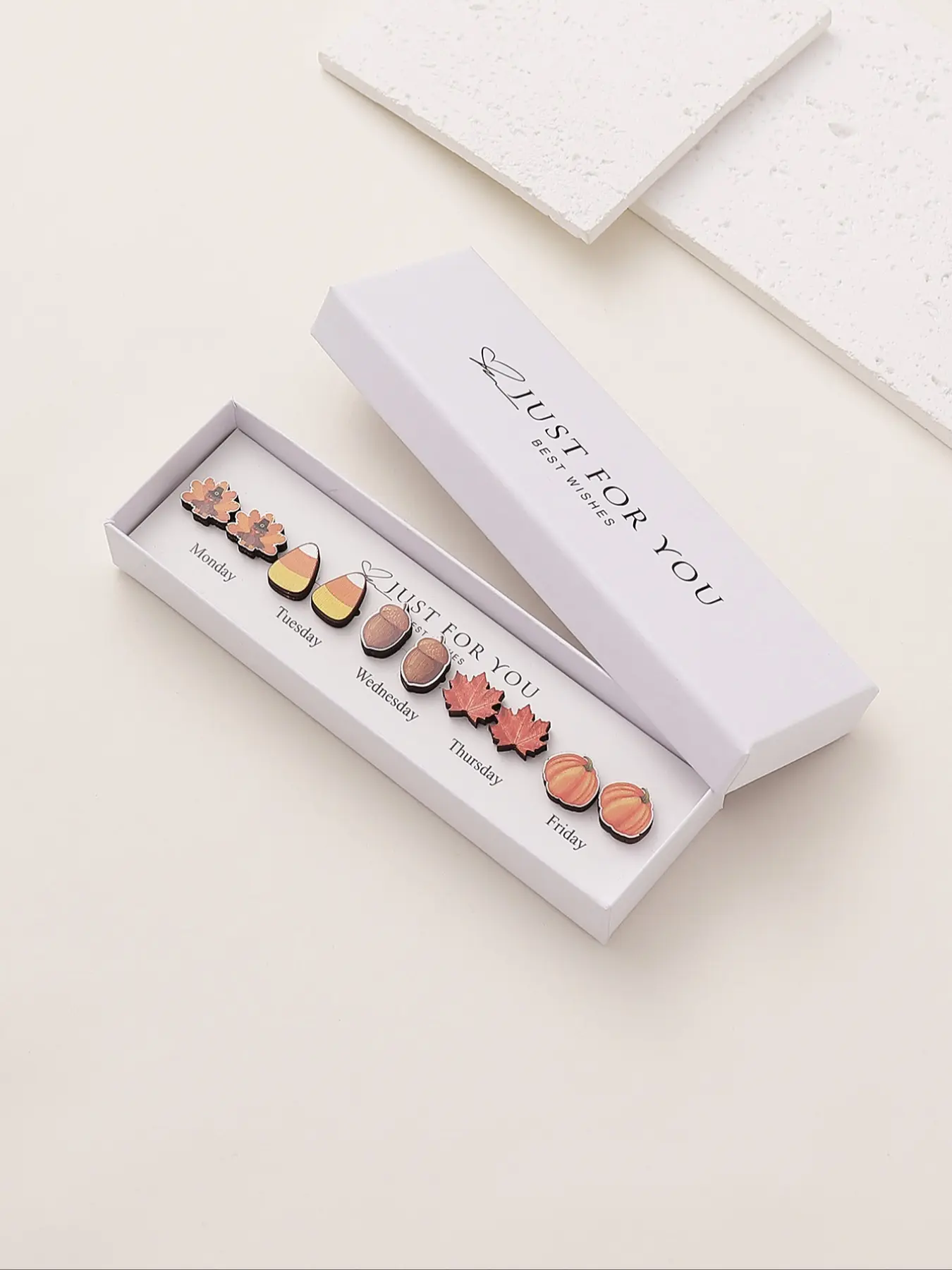 Women's Thanksgiving Wooden Earrings Set, Cute Turkey Leaf Pumpkin Design, All-Season Jewelry Gift Box Included, Random Packaging Order