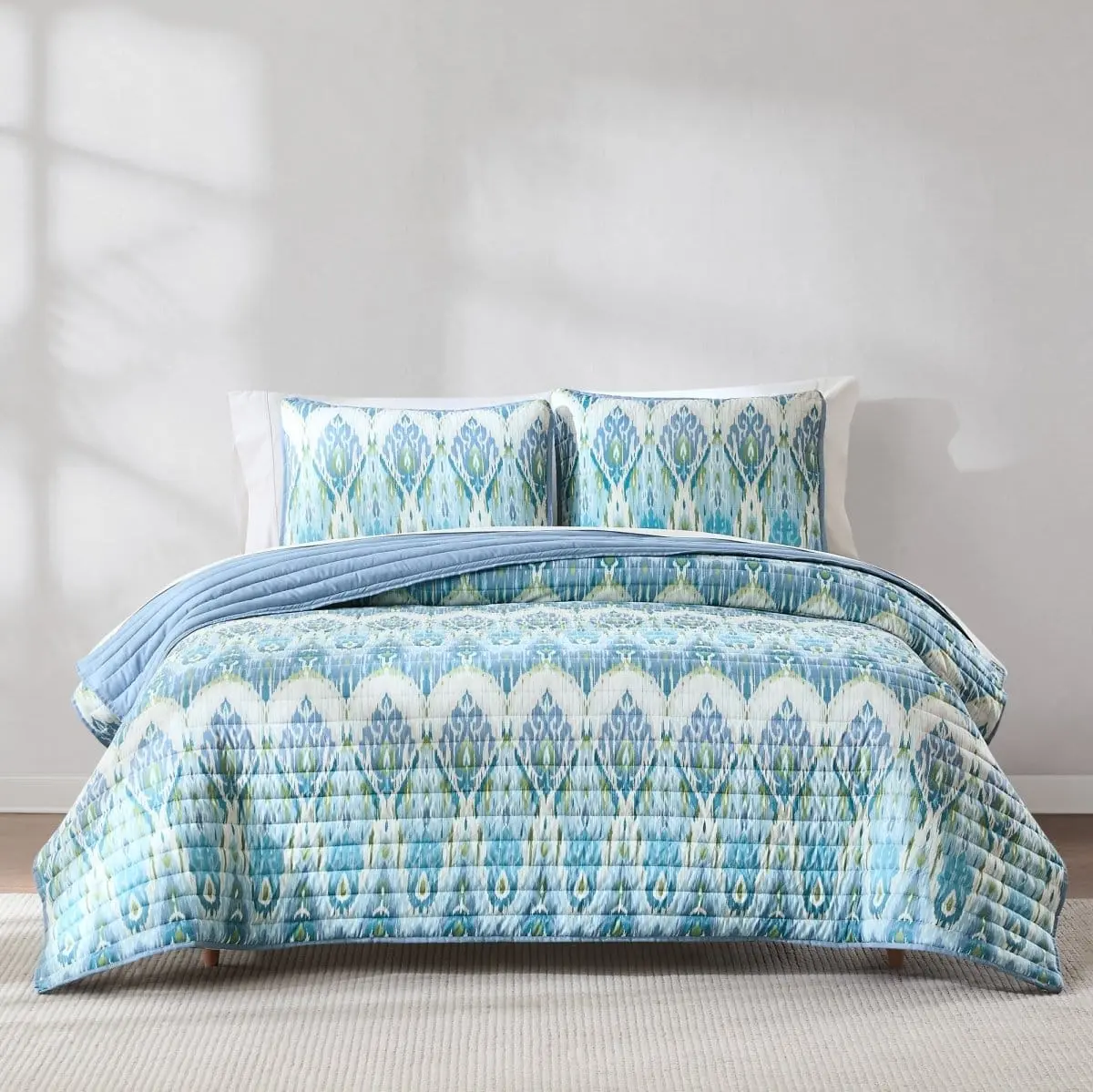 Lush Decor Ikat Drops Quilt Set - 3-Piece Full/Queen Size with 1 Quilt & 2 Shams, OEKO-TEX Certified, Microfiber & Polyester, Machine Washable