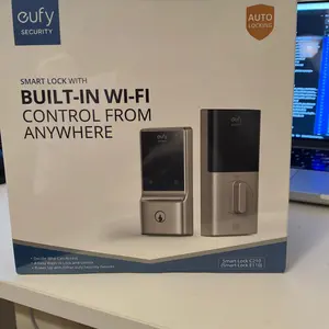 Aufy built in WiFi locks