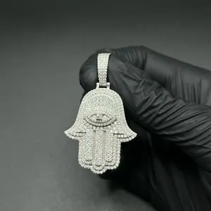 Hamsa hand pendant in moissanite