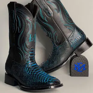 Bota  azul brillante