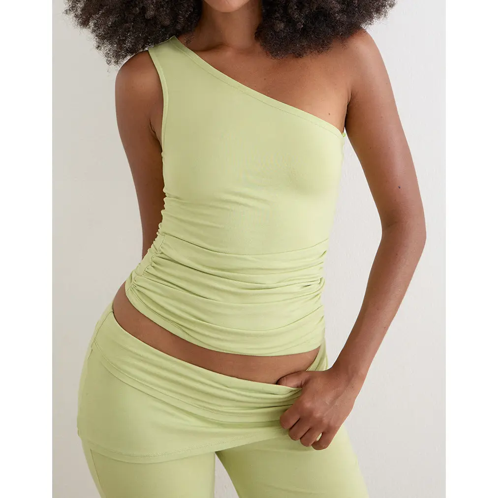 MOTEL   Suvi Asymmetric One Shoulder Top in Rayon Jersey Pistachio