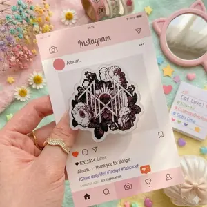 Gothic Floral Phone Grip, Dark Aesthetic Magnetic Holder, Trendy Pop Grip for Teens & Phone Accessories