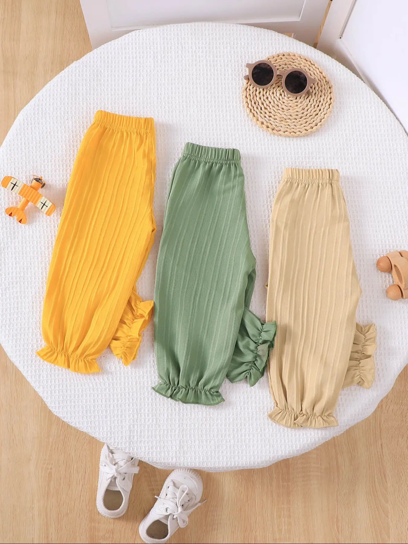 3-Piece Set Comfortable Long Pants for Girls, Toddler Pants, Casual Fitted Fashion Bottoms Above Ankle, All-Season Wear for Daily Outdoor Activities, Baby Girl Clothes