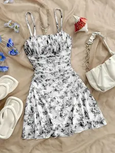 Elegant Floral Print Halter Neck Dress, Fashionable Fitted One-Piece for All Seasons, Versatile Daily Wear for Women