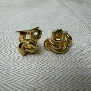 Pre-owned CHANEL Metal Bag Accessories Earrings