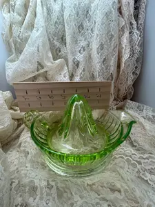 U Glass Juicer - Large