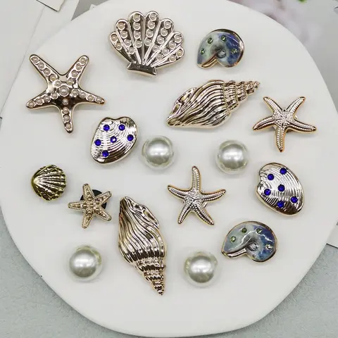 16pcs ABS Resin Nautical Style Ocean Themed Cute Shoe Charms, Rhinestone Seashell Starfish Conch Shoe Decorations, Faux Pearl Decorative Shoe Accessories, DIY Shoe Clips for Sandals, Ideal Birthday Party Gifts (Shoes not Included)