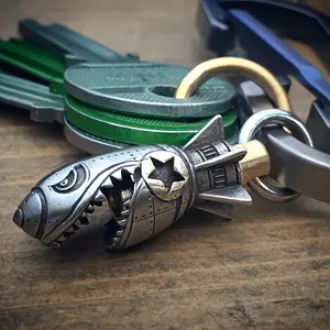 Alloy Shark Rocket Keychain Pendant Punk Hip Hop Style Car Key Backpack Decoration Pendant Christmas Thanksgiving Halloween Perfect Holiday Party Gift