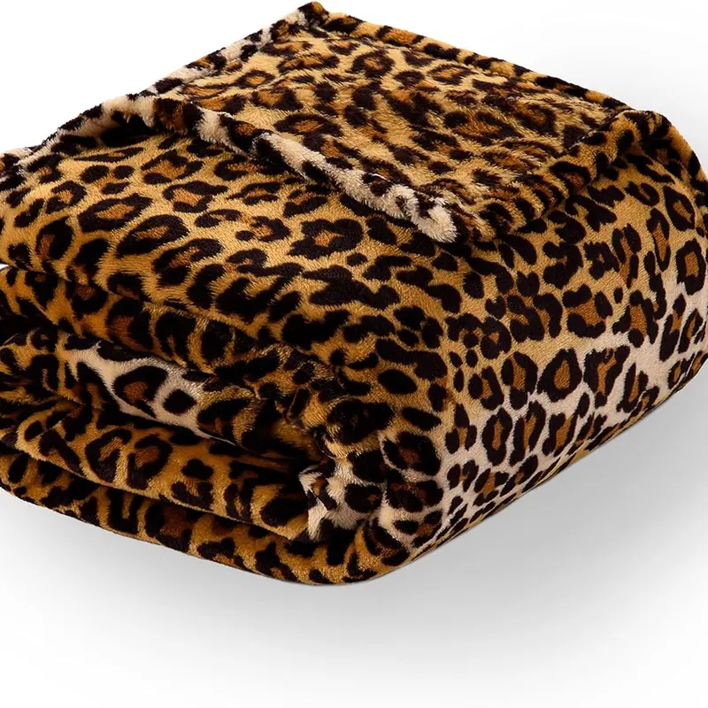 Luxury Leopard Print Blanket Fleece Throw Blanket for Bed Sofa Travel and Camping, Super Soft Cozy Fluffy Plush Blanket, Cheetah Print Blanket for All Seasons Perfect Gift
