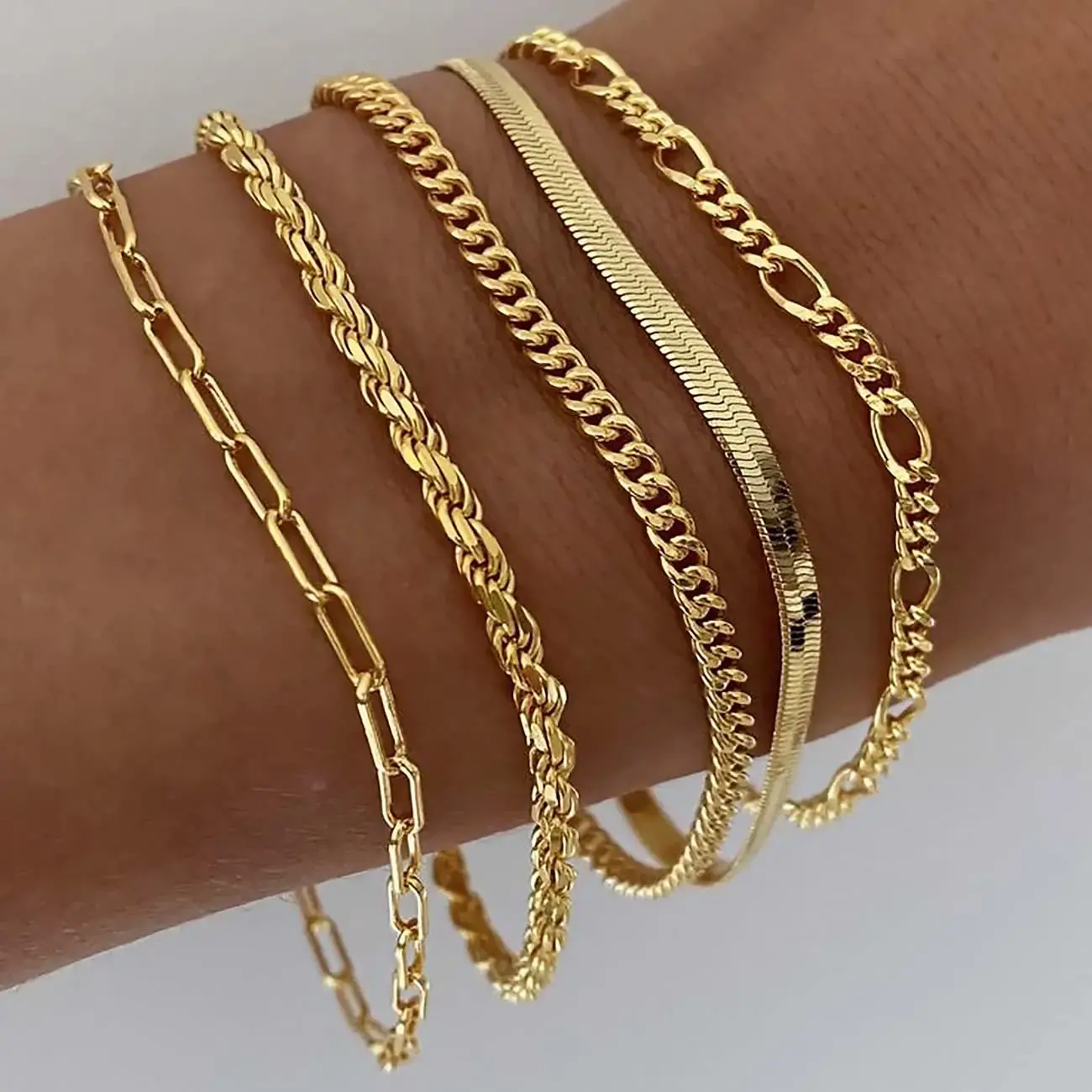 Women's 5PCS Waterproof Non-Tarnish Bracelets Jewelry - Trendy Thin Dainty Stackable Cuban Link, Paperclip Chain Pack, Elegant Gold Aesthetic Layering Fashion Accessories, Christmas Gift, Cuban Link Bracelets, Lead-Free, Satellite Bracelets