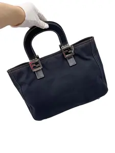 Pre-owned FENDI Black Nylon FF Buckle Handbag/WJ05722018/2018