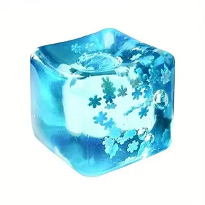 Snowflake ice cube blocks, malt sugar, squeeze toy for stress relief and venting. Soft Squishy Silicone, slow rebounding, anti-fatigue toy. Ice-pie-shaped snowflake blocks in blocks. A novel texture squeezing toy. Suitable as a gift.