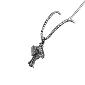 Retro Stainless Steel Cross Necklace, Vintage Cross Necklace, Titanium Steel, No Fade, Unisex Punk Jewelry, Durable & Stylish Accessory