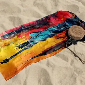1 piece Statue of Liberty with New York city skyline background themed beach towel - Design Beach Towel, Fashion Digital Print Beach Towel, 100% Polyester, suitable for Home, Travel, Gift, Quick-dry and Absorbent, Machine Washable, Perfect Holiday Gift
