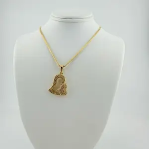 Heart Chapped Pendant with Mouse Tail Chain 18 Inches Gold-Toned Necklace Jewelry