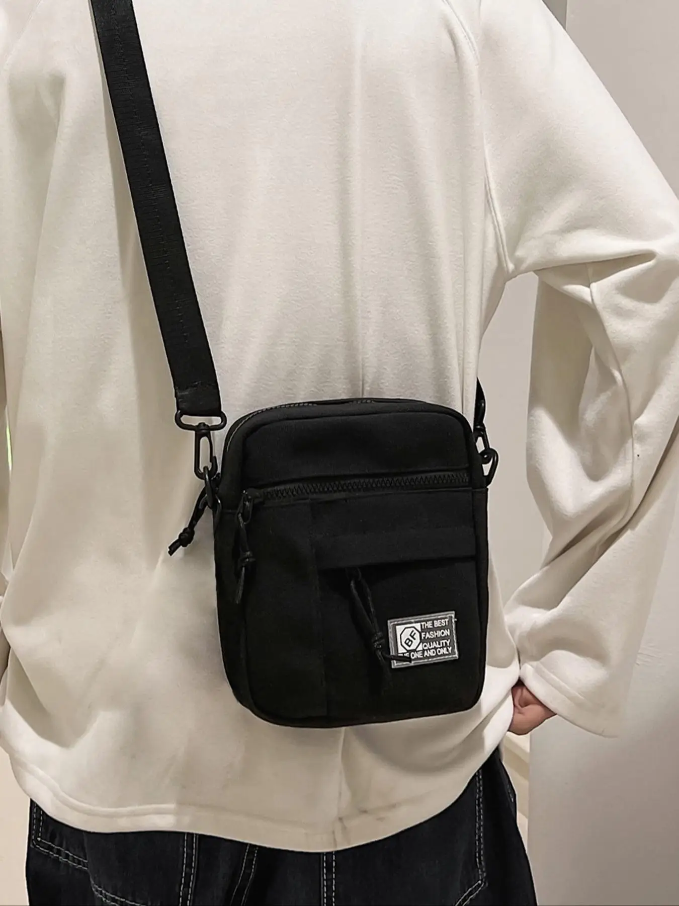 2025 Summer Men's Casual Simple Solid Everyday Shoulder Bag for School, Letter Label Zipper Crossbody Bag, Designer Crossbody Bags, Square Crossbody B