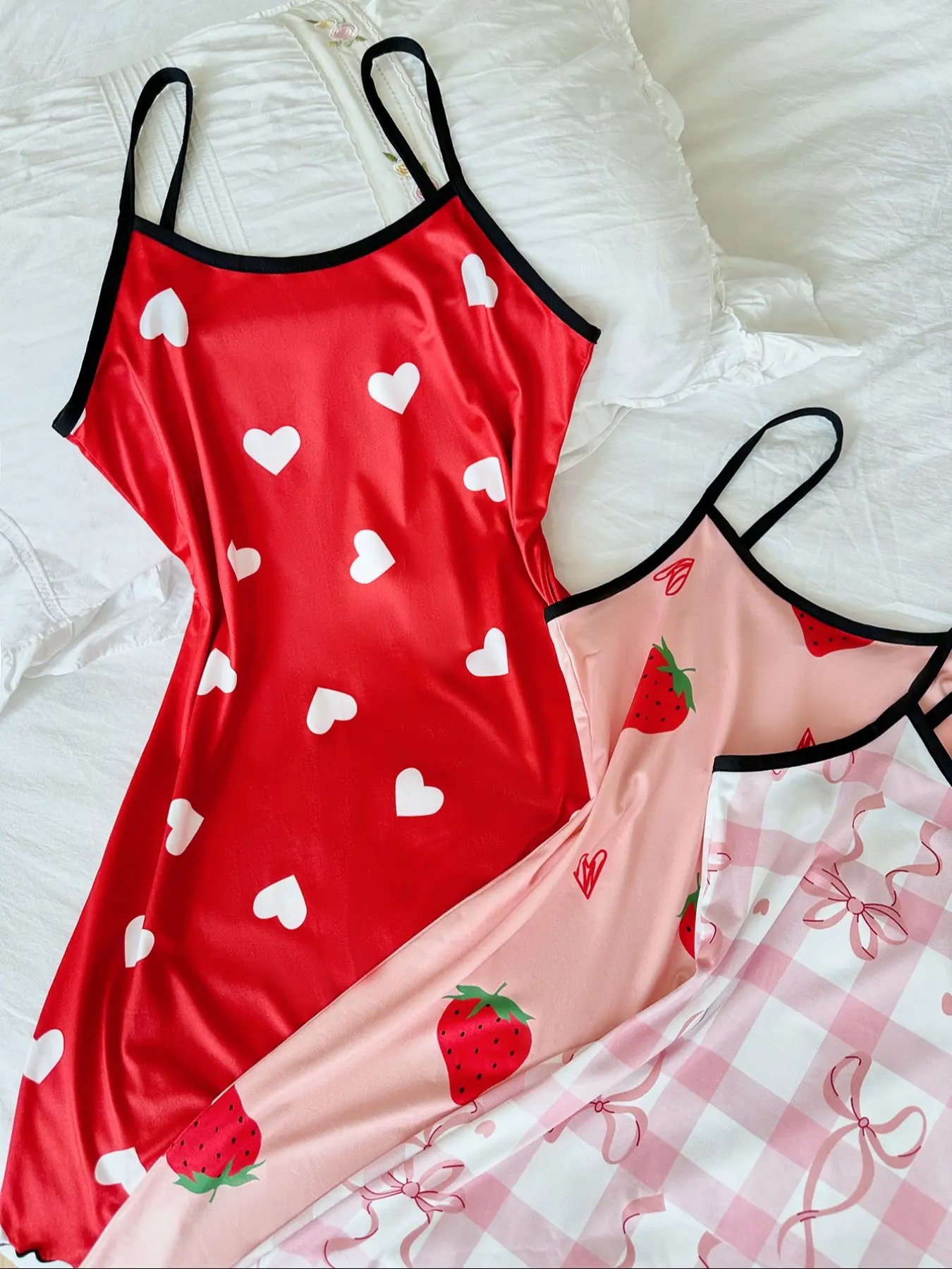 Stylish Women's Sleeveless Camisole Dress, Mixed Colors & Strawberry Print, Comfortable Casual Elegant Sleepwear Set, 3-Pack Womenswear, Cami Nightdress - TikTok Shop Stylish Women's Sleeveless Camisole Dress, Mixed Colors & Strawberry Print, Comfortable Casual Elegant Sleepwear Set, 3-Pack Womenswear, Cami Nightdress - TikTok Shop