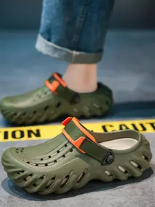 New Outdoor Sports Men's Hole Shoes Couple Beach Slippers Slide Thick Sole Anti-Slip Breathable Camping Sandals Fashion Trendy Slip-On