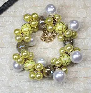 🎄 Mini Beaded Christmas Ornaments – Handmade Pearl & Acrylic Holiday Decorations with Adjustable Chain