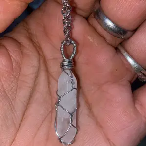 Clear quartz point