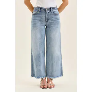 Judy Blue Women's Hollywood Wide Leg Jeans, Mid Rise Light Wash in Soft Stretch Cotton with a Relaxed Fit & Fray Hem