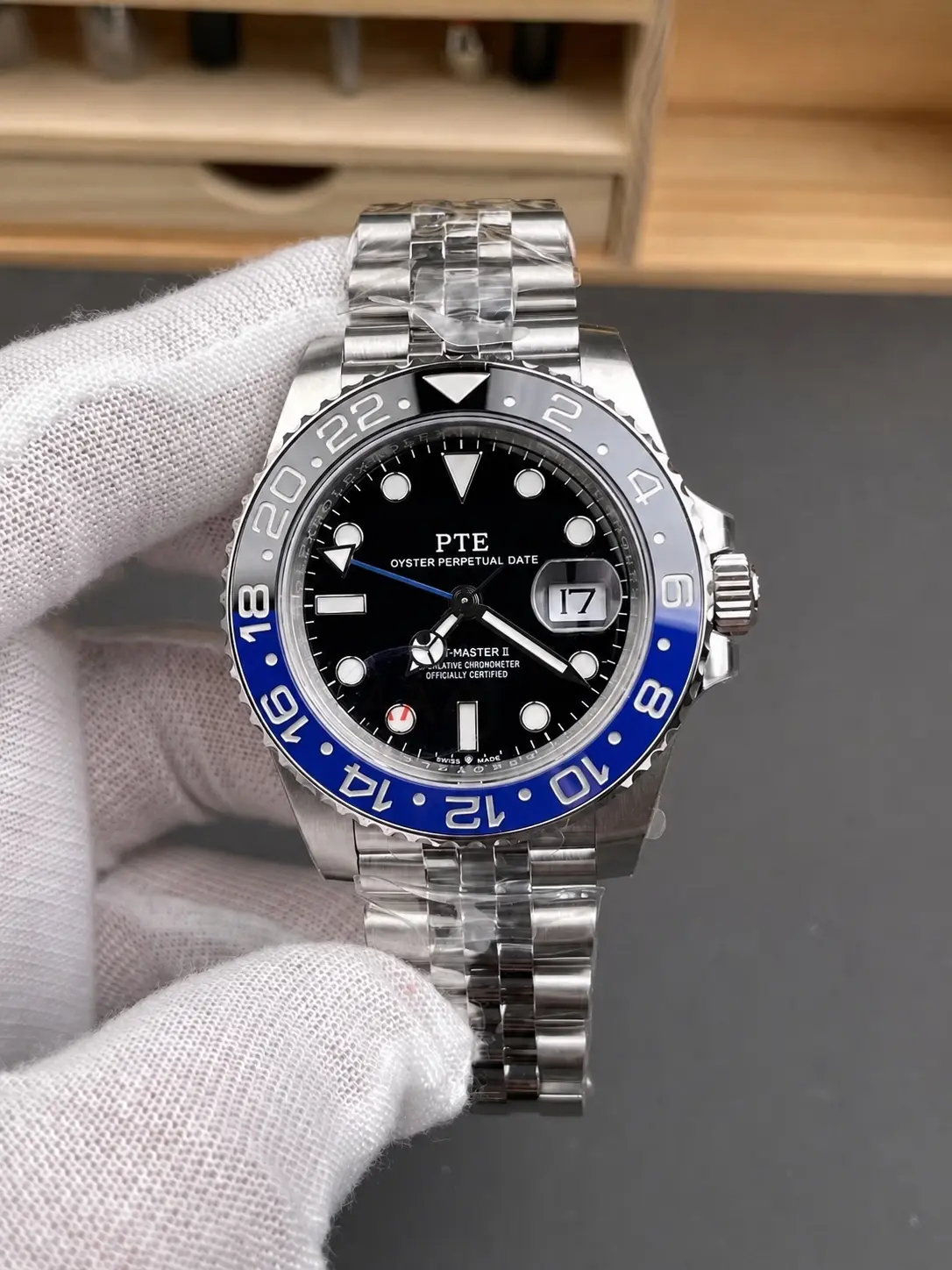 Luxury Automatic GMT Watch for Men – Blue & Black Bezel, Stainless Steel Mechanical Sports Wristwatch