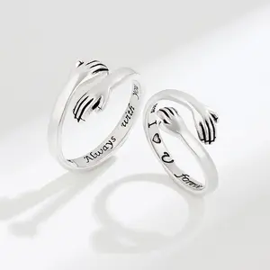 2pcs Elegant Adjustable Love Hug Ring with Two-Hand Design, Engraved Open Band for Women Perfect Valentine'S Day Gif