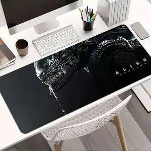Alien Romulus Xenomorph Desk Mat - Sci-Fi Horror Alien Head Mouse Pad with Dripping Jaw Detail, Statement Piece, Vivid Print for Gaming Use