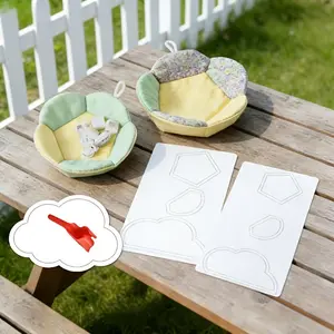 Fabric hook with storage basket, with size template | Patchwork tool for sewing enthusiasts, auxiliary patchwork sewing and transfer patchwork, cream color