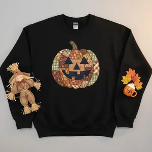 Fall Halloween Sweatshirt – Patchwork Pumpkin Graphic Pullover, Cozy Autumn Jack-O’-Lantern Crewneck for Men & Women, Vintage Country Aesthetic Spooky Season Style | Sweatshirt | Cotton | Novelty | Unisex | Graphic | Gift for Him/Her