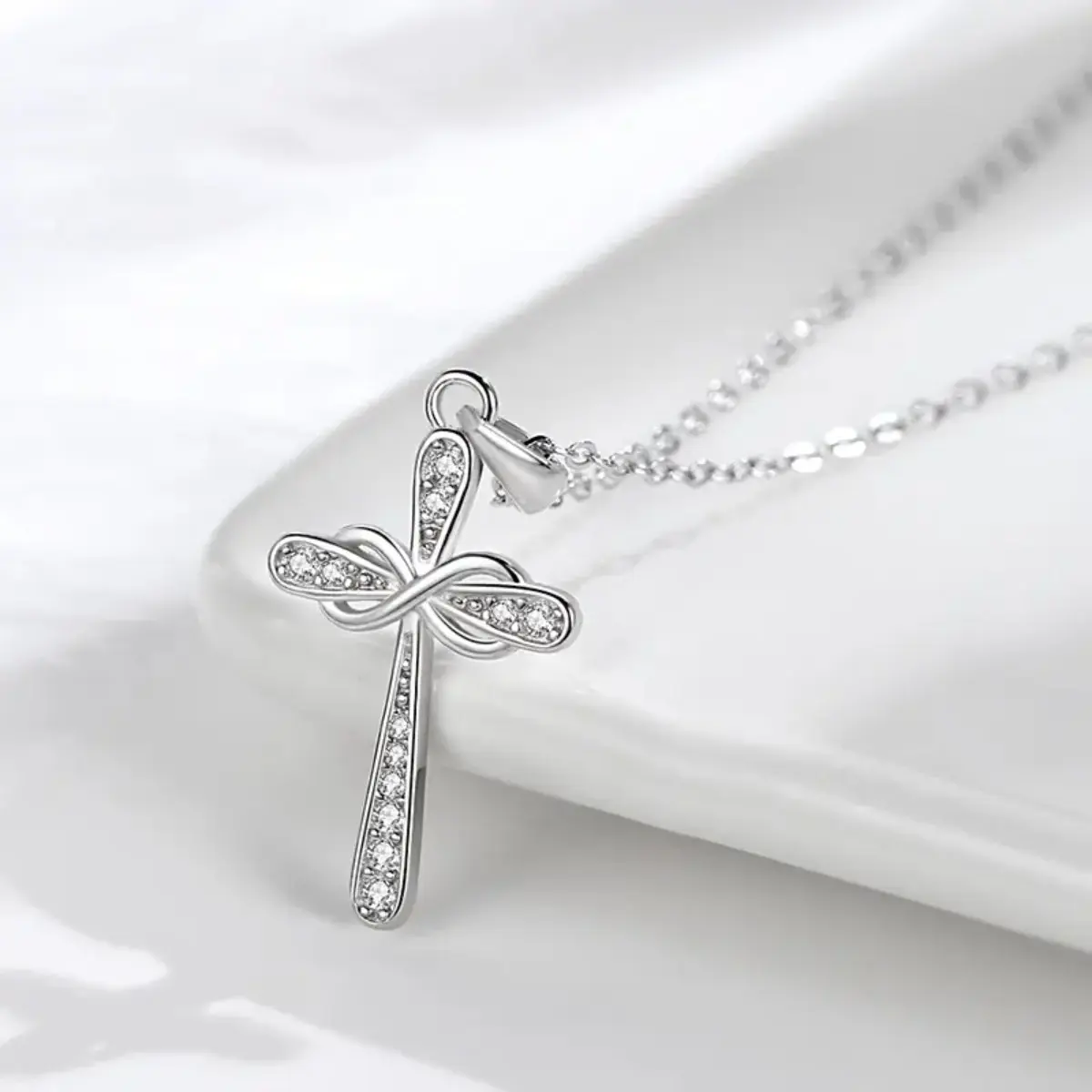 925 Sterling Silver Mobius Cross Pendant Necklace Twist Design Eternal Faith Jewelry Cubic Zirconia Infinity 8 Word for Women