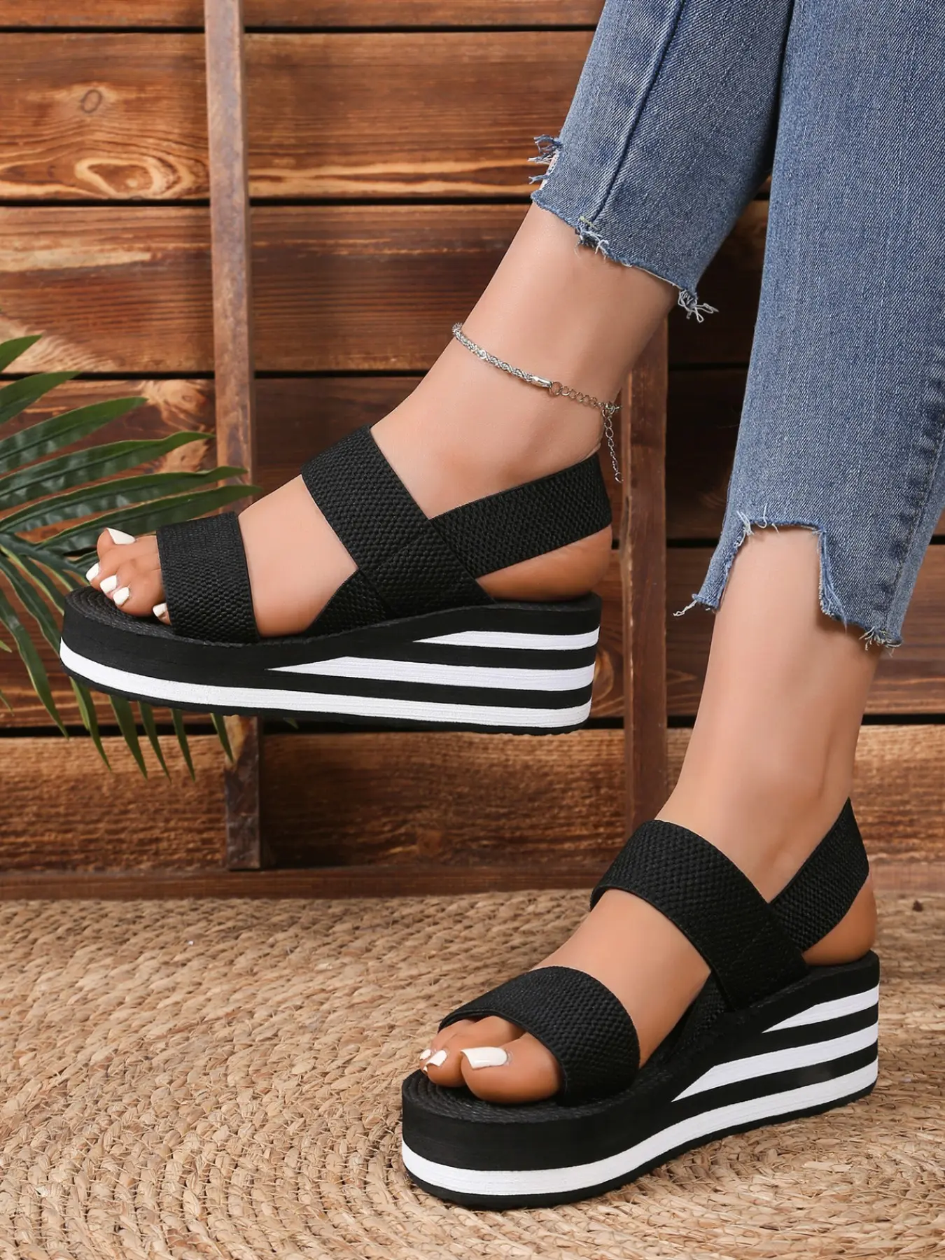 Women's Thick Rubber Sole Elevator Casual Shoes, Summer Fashionable Outdoor Wear, Solid Textile Upper, Less Than Ankle Height, Casual Sandals