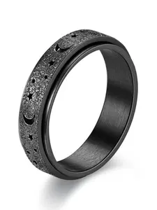 6mm Star Moon Pattern Rotating Spinner Ring, Unisex Anxiety Relief Jewelry, Fashionable Durable Design, Daily Wear, Best Gift for Women Men Friends Family, Dark Aesthetic Rings