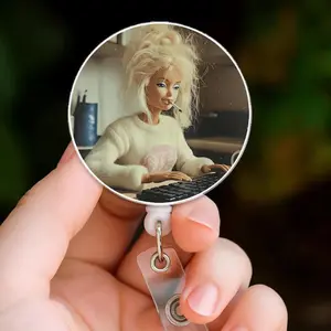 Funny Doll Face Meme Sparkly Retractable Badge Reel Trendy Weird Acrylic ID Holder For Nurses Doctors Nursing Students Cute Work Accessory