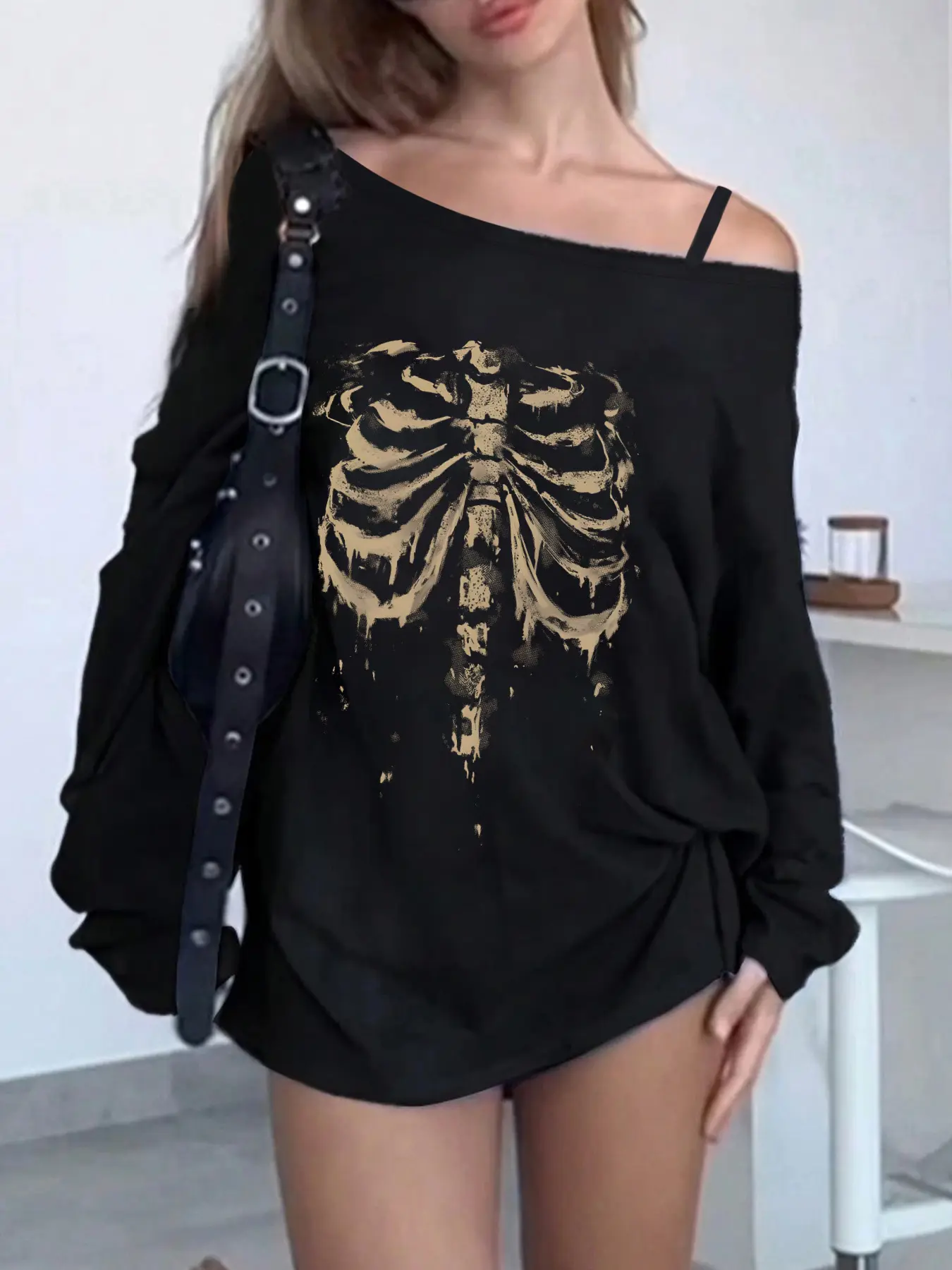 Women's Casual Loose-Fit Long Sleeve Knit T-Shirt Top, Skull Print Design, Comfortable Home Wear for All Seasons, Daily Fashion Essential, Halloween, Womenswear