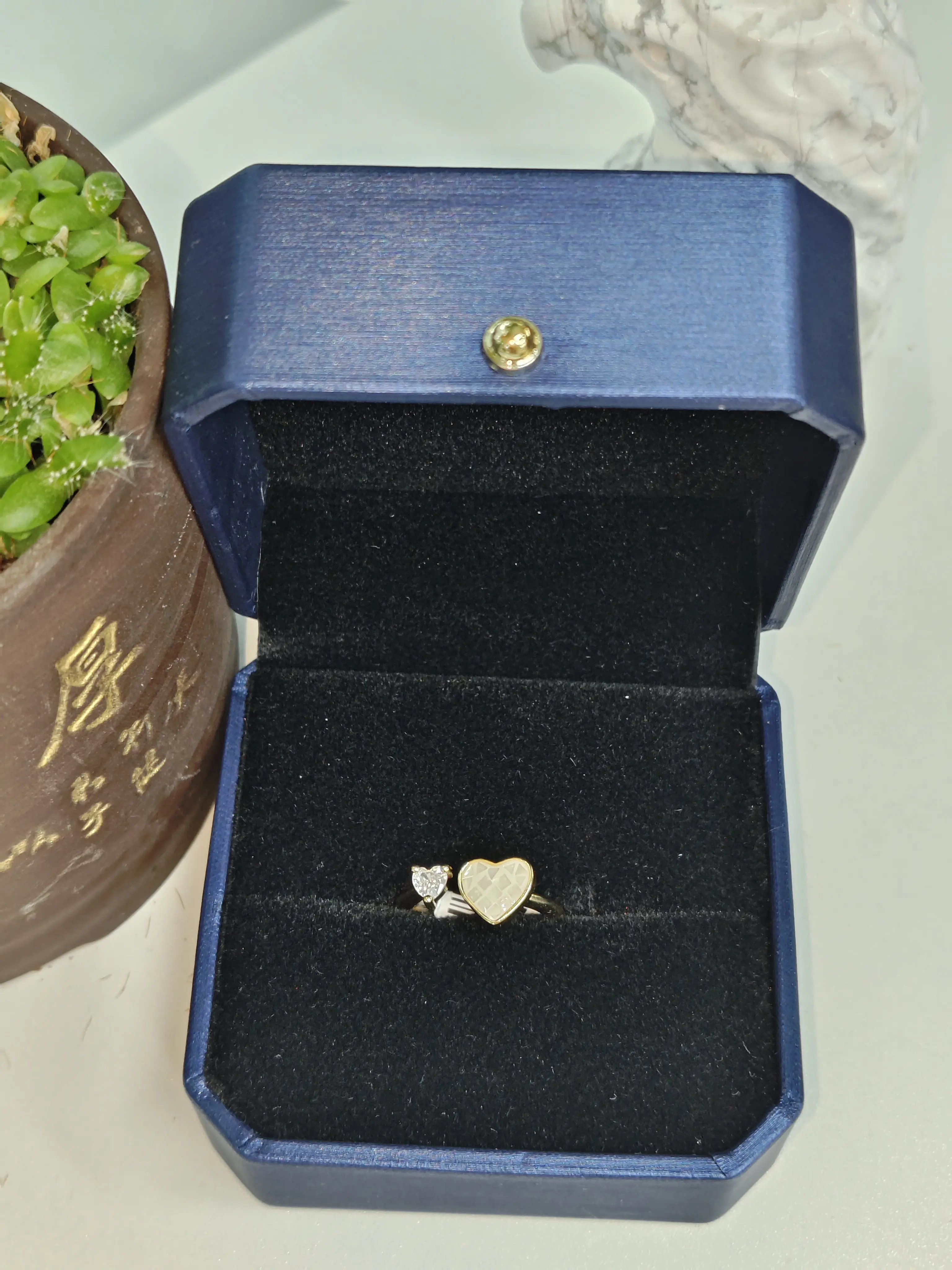 Lia(16269)gc.Heart‑shape Shell Copper Ring