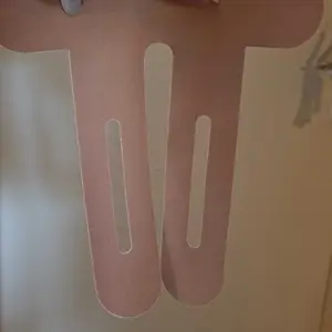 Precut Kinesiology Tape for Knees, 10 Pcs - Knee Support & Stability, Knee Pain Relief Athletic Tape - Waterproof & Elastic, Breathable Hypoallergenic Latex-Free Tape, Black Training Basketball