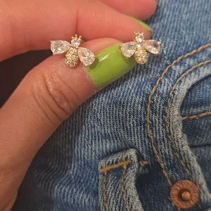Cute Bee Design Zircon Stud Earrings, Fashionable Jewelry for Women & Girls, Trendy All-match & Exquisite Jewelry for Birthday Gift