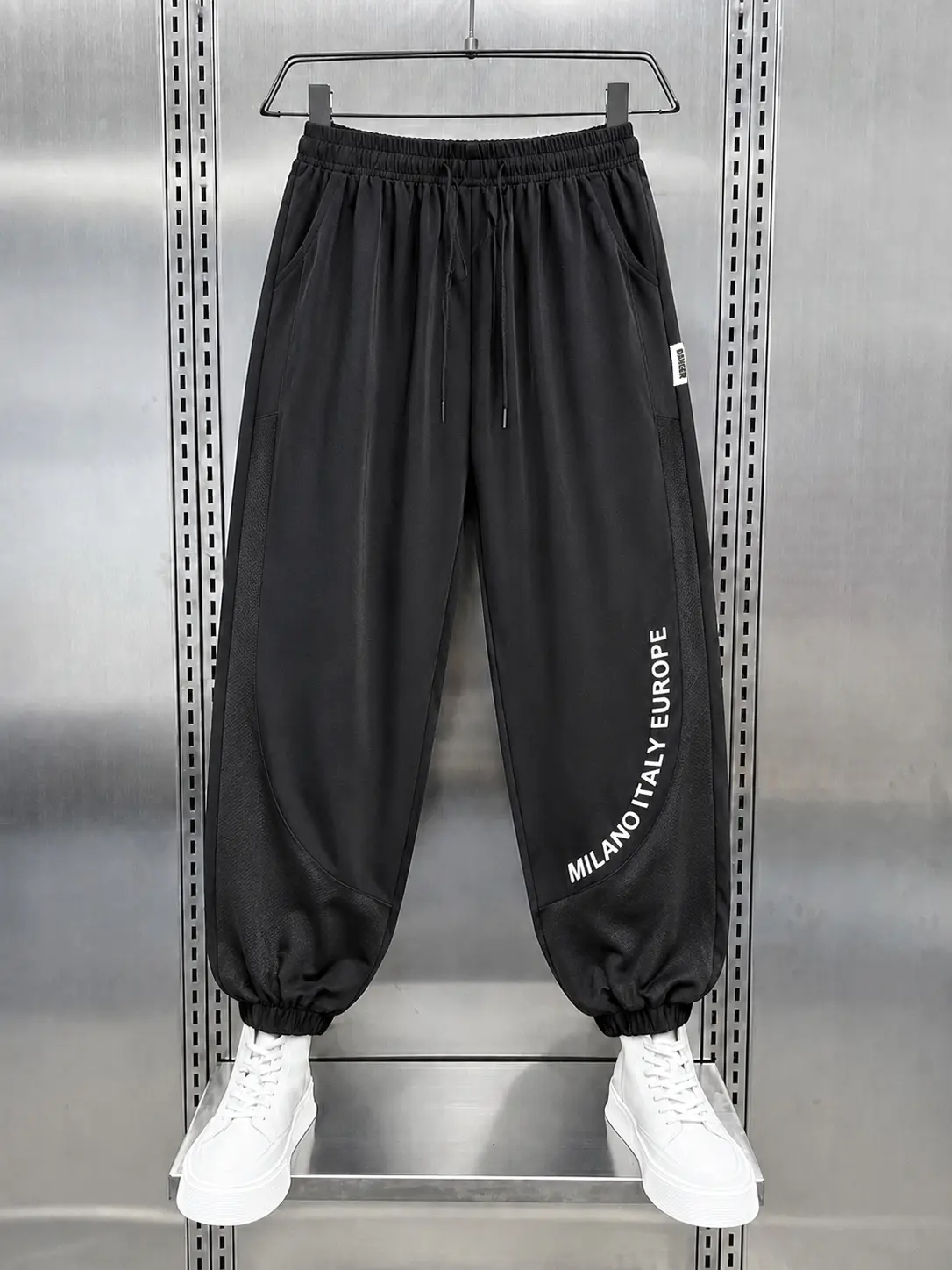 Lightweight Breathable Mesh Panel Jogger Pants with Letter Print, Loose Fit Athletic Sweatpants, Elastic Waist Drawstring Track Pants, Cuffed Ankle Streetwear Trousers for Running, Training, Gym, Workout, Travel and Everyday Casual Wear for Men All Season